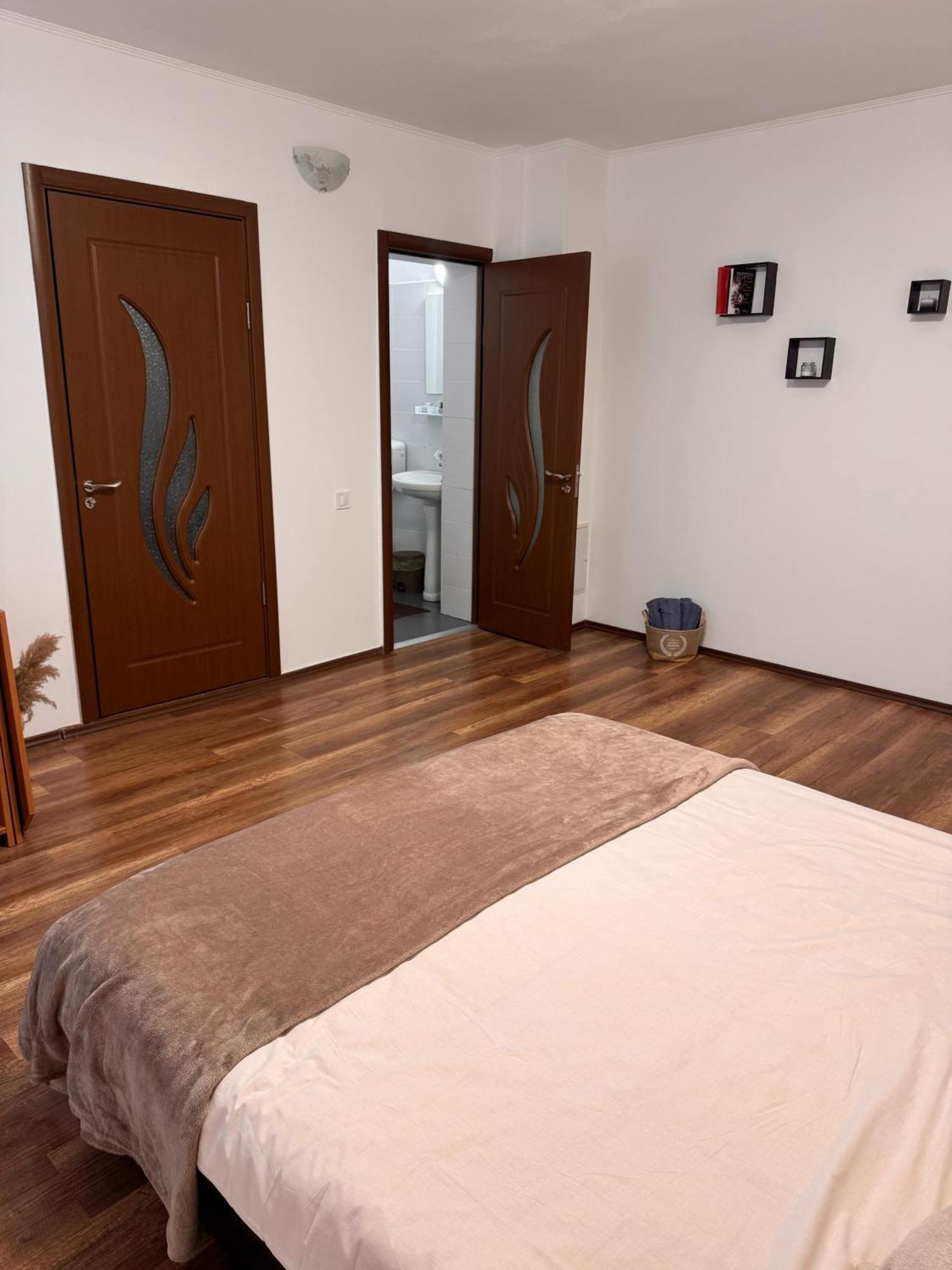 Ferienwohnung Madalina'S House Brașov Exterior foto